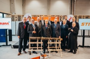 Hellmann Worldwide Logistics: STIHL und Hellmann weihen neues Zentrallager in Völklingen ein