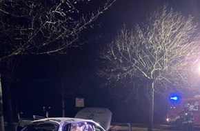 Feuerwehr Ahlen: FW-WAF: Technische Rettung nach Verkehrsunfall