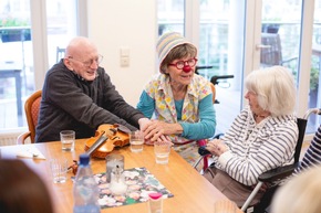 Humor im Pflegealltag: DOMICIL setzt in Hamburg auf Klinik-Clowns