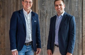 Weltbild GmbH & Co. KG: Weltbild startet mit Sixtus Pflegeprodukten und Philipp Lahm gesund und aktiv in den Sommer / Neue Partnerschaft für einen bewussten Lebensstil