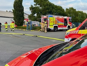 FW Paderborn: Industriebrand an der Halberstädter Straße