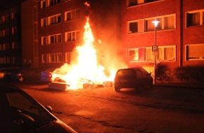 Polizei Düren: POL-DN: Sperrmüll geriet in Brand