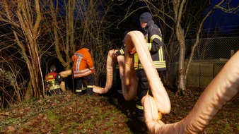 Freiwillige Feuerwehr Celle: FW Celle: Öl auf Gewässer