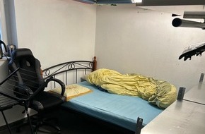 Hauptzollamt Ulm: HZA-UL: Schwarzarbeitskontrollen des Zolls/Angestellte arbeiten illegal und wohnen im Restaurant-Keller