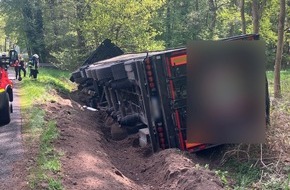 Polizeiinspektion Rotenburg: POL-ROW: Lkw in Rehr verunfallt: Stundenlange Vollsperrung