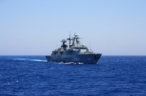 Presse- und Informationszentrum Marine: Alle Leinen über und fest - Fregatte "Bayern" kehrt von "Atalanta" zurück