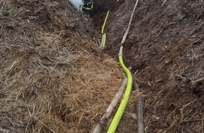 Kreisfeuerwehrverband Rendsburg-Eckernförde: FW-RD: Feuer auf einem Recyklinghof in Gammelby, 60 Feuerwehrleute im Einsatz