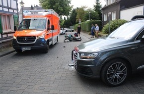 Polizei Rheinisch-Bergischer Kreis: POL-RBK: Leichlingen - Motorradfahrer bei Zusammenstoß mit Pkw schwer verletzt