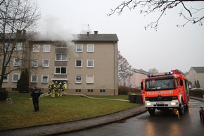 FW Menden: Rauchmelder verhindern Schlimmeres: Küchenbrand schnell entdeckt und gelöscht.