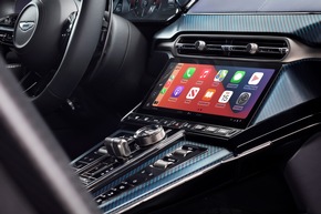 DER NEUE VANTAGE ROADSTER: ENTWICKELT FÜR ECHTE FAHRER, KONZIPIERT FÜR NERVENKITZEL UNTER FREIEM HIMMEL