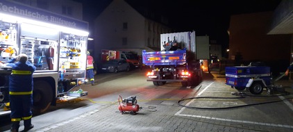 Feuerwehr Dortmund: FW-DO: Person in Tresorraum einer leerstehenden Bank eingeschlossen
