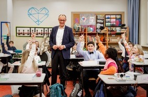 SAT.1: "Weil wir Kinder sind, dürfen wir alles fragen!" Olaf Scholz und Friedrich Merz stellen sich in der SAT.1-Sendung "Kannste (nochmal) Kanzler??" Kinderfragen