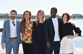 Sky Deutschland: Paneuropäische Sky Originals Serie "Riviera" feiert erfolgreiche Weltpremiere in Cannes