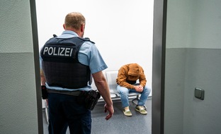 Bundespolizeidirektion Sankt Augustin: BPOL NRW: Auf dem Weg nach London abgefangen. 8.338 Euro oder 25 Tage Haft - Beamte der Bundespolizei nehmen gesuchten Franzosen fest