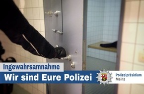 Polizeipräsidium Mainz: POL-PPMZ: Mainz-Altstadt - Nach gescheitertem Diskobesuch letztendlich von der Mama abgeholt