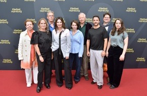 Wiedemann & Berg: DIE DRITTE HOCHZEIT - Familientragikom&ouml;die mit Iris Berben feierte Premiere beim FilmFest Hamburg