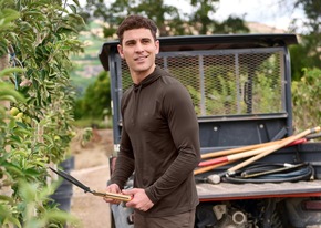 Sonnenschutz bei der Gartenarbeit &ndash; Neue UV-Schutzshirts von Strauss