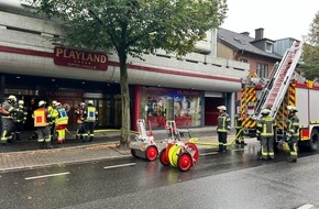 Freiwillige Feuerwehr Werne: FW-WRN: Brand in einer Zwischendecke alarmiert die Feuerwehr