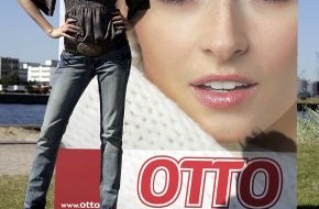 OTTO (GmbH & Co KG): "Eva's Favoriten": Titelmodel Eva Padberg präsentierte heute in Hamburg ihre Lieblingsstücke im neuen OTTO- Katalog und auf www.otto.de