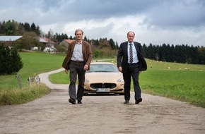 ZDF: Turbulente Spritztour: Walter Sittler und Herbert Knaup in der ZDF-Komödie "600 PS für zwei" (FOTO)