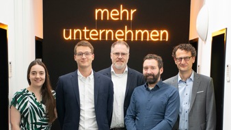 Universität Kassel: Millionenförderung für schaltbare Brillen mit abdunkelbaren Kunststoffgläsern