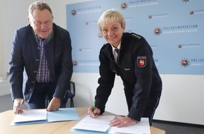 Polizeiinspektion Emsland/Grafschaft Bentheim: POL-EL: Landkreis Emsland - Kooperationsvereinbarung mit dem Kreissportbund Emsland unterschrieben (Foto)