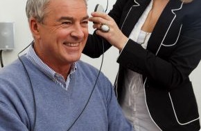 Fördergemeinschaft Gutes Hören (FGH): So erhalten Sie Ihren Hörsinn - 93% der Deutschen sprechen sich für vorsorgliche Hörtests aus (mit Bild)