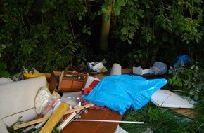 Polizeiinspektion Cuxhaven: POL-CUX: Leicht verletzter Motorradfahrer in Nordenham +++ Raub oder Unglücksfall in Ovelgönne +++ Illegale Müllentsorgung in Altenwalde ( Foto Download )