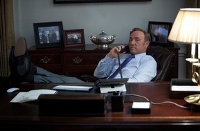 SAT.1: Perfide Machtspiele in Washington: SAT.1 zeigt den US-Serienhit "House of Cards" ab 10. November 2013, um 23:15 Uhr (FOTO)