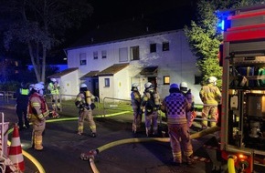 Feuerwehr Bergisch Gladbach: FW-GL: Feuerwehr rettet Person und Katze aus brennender Wohnung im Stadtteil Herkenrath von Bergisch Gladbach