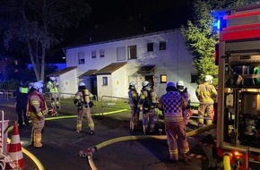 Feuerwehr Bergisch Gladbach: FW-GL: Feuerwehr rettet Person und Katze aus brennender Wohnung im Stadtteil Herkenrath von Bergisch Gladbach