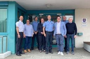 Polizeipr&auml;sidium Mittelhessen - Pressestelle: Mittelhessen: WETTERAUKREIS: + B&uuml;rgernah und ansprechbar, der SvO ist f&uuml;r alle da - Thomas Kunkel als Schutzmann vor Ort in Bad Vilbel vorgestellt +