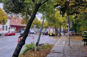 Feuerwehr München: FW-M: Nicht mehr standsicher (Sendling)