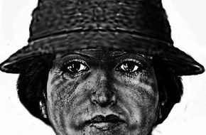 Polizeiinspektion Northeim: POL-NOM: Wer kennt diese Frau? - Polizei Uslar veröffentlicht nach Schmuckdiebstahl Phantomzeichnung (Foto als Dateianhang) Sh. PM Polizei Uslar vom 31.07.2012