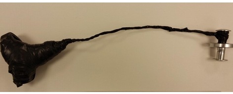 Bundespolizeiinspektion Flensburg: BPOL-FL: Gesuchter Mann im Bahnhof Neumünster verhaftet, Sicherstellung eines Totschlägers (Foto)