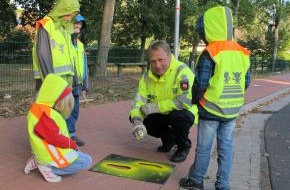 Polizeiinspektion Nienburg / Schaumburg: POL-NI: Liebenauer Grundschule beteiligte sich an der Aktion "Zu Fuß zur Schule"  -Bild im Download
