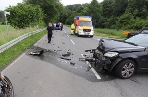 Kreispolizeibehörde Höxter: POL-HX: Vorfahrt genommen - 1 Person schwer verletzt