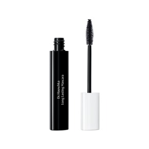 Neu von Dr. Hauschka: Long Lasting Mascara – natürliche Wimpernbetonung, die hält