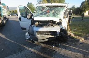 Polizeidirektion Trier: POL-PDTR: Verkehrsunfall mit schwerverletzter Person