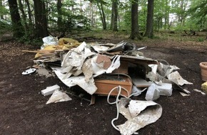 Polizeidirektion Neustadt/Weinstraße: POL-PDNW: (Freinsheim) - Müll im Wald illegal entsorgt