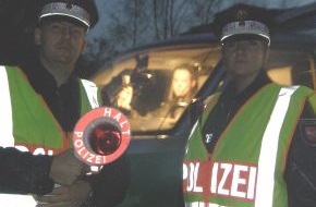 Polizeiinspektion Cuxhaven: POL-CUX: Polizei stoppt Raser - Junger Fahrer mit 145 km/h auf Landesstraße unterwegs (Bildanlage, Archivfoto der Polizei)
