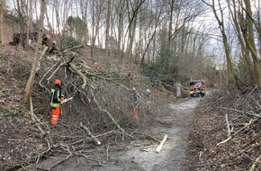 Feuerwehr Hattingen: FW-EN: Feuerwehr Hattingen 20 Mal wetterbedingt im Einsatz