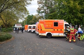 Feuerwehr Mülheim an der Ruhr: FW-MH: Vermutlicher Missbrauch von Reizgas löst Großeinsatz für Feuerwehr und Rettungsdienst aus