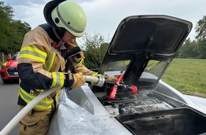 Feuerwehr Herdecke: FW-EN: Pkw-Brand auf der Gedener Stra&szlig;e