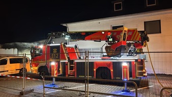 Feuerwehr Mülheim an der Ruhr: FW-MH: Schlussmeldung zum Großbrand an der Kölner Straße