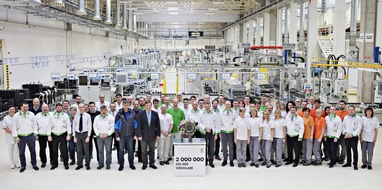 Skoda Auto Deutschland GmbH: SKODA AUTO fertigt zweimillionstes DQ 200-Doppelkupplungsgetriebe im Werk Vrchlabi (FOTO)
