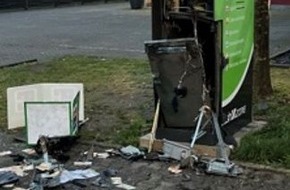 Hessisches Landeskriminalamt: LKA-HE: 250324 - Frankfurt Nieder-Eschbach - Geldeinfärbesystem bei Geldautomatensprengung ausgelöst - Zeugen gesucht