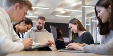 Asklepios Medical School GmbH: Asklepios Campus Hamburg: Neues Stipendienprogramm eröffnet Chancen auf ein Medizinstudium