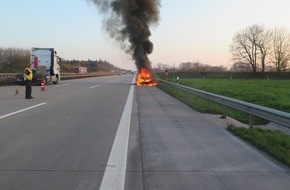 Polizeiinspektion Delmenhorst / Oldenburg - Land / Wesermarsch: POL-DEL: Autobahnpolizei Ahlhorn: Fahrzeugbrand auf der Autobahn 1 im Bereich der Gemeinde Emstek