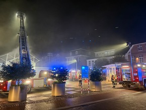 FW-AUR: Gastronomie-Küche wird Raub der Flammen